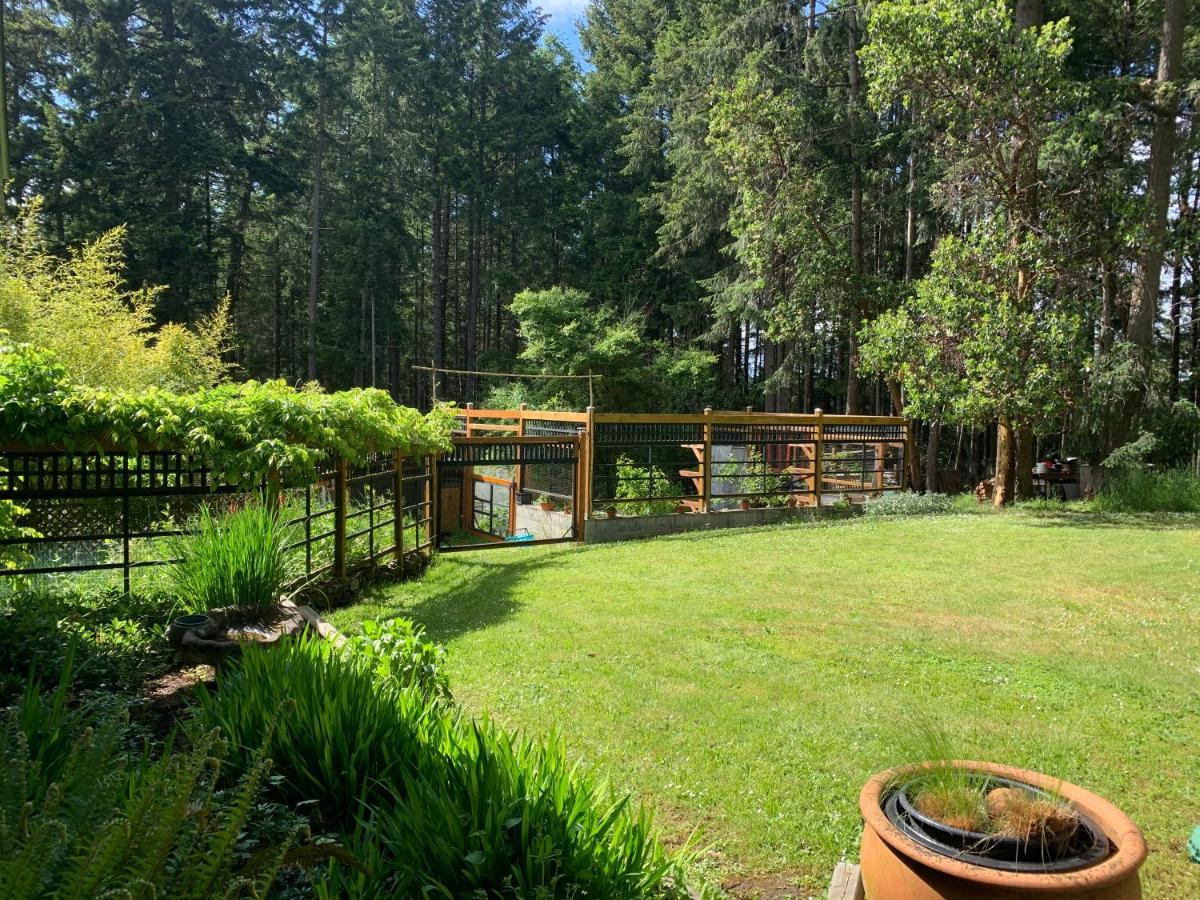 Salt Spring Carriage House B&B Ganges Luaran gambar