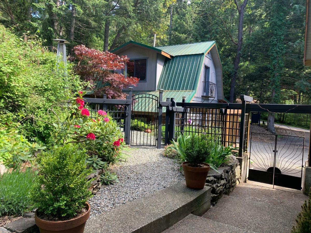 Salt Spring Carriage House B&B Ganges Luaran gambar