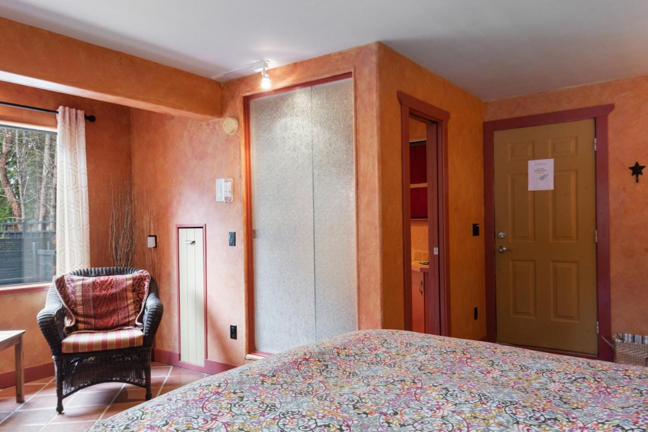 Salt Spring Carriage House B&B Ganges Luaran gambar